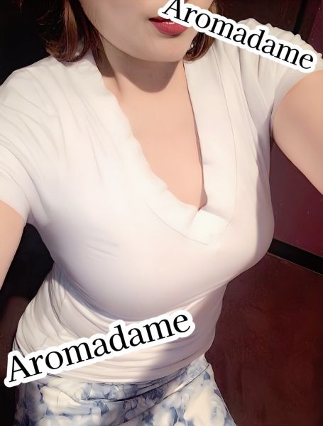 💗おっとり癒し系熟女セラピストの魅力をご体感ください💕