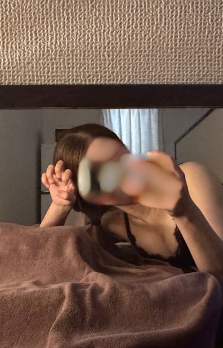 【木曜の昼、週末まで我慢しない♡】