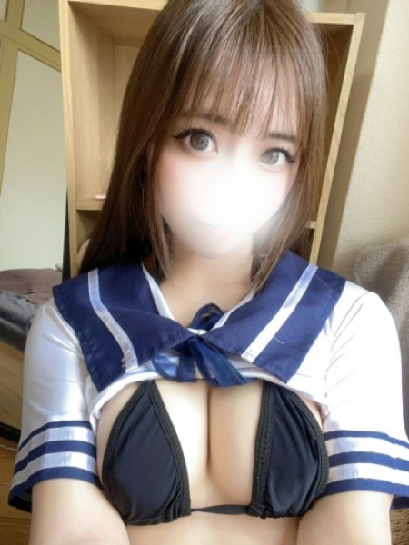CE小嶋陽菜