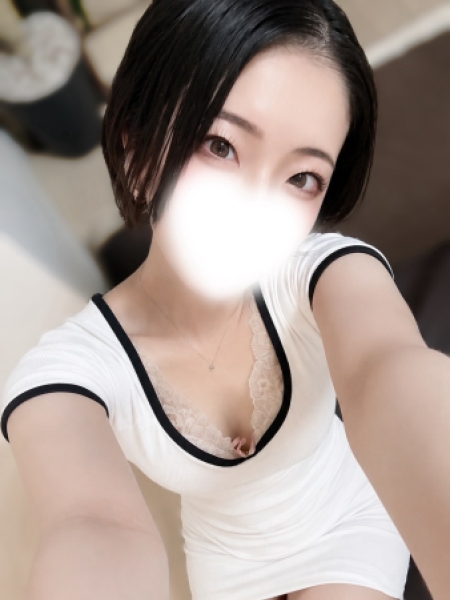 轟えま
