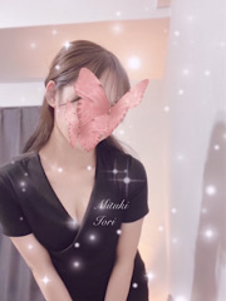 美月いおり
