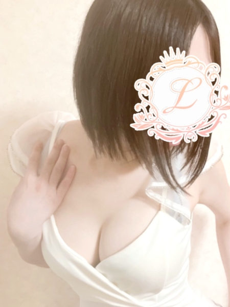 瀬戸あやか
