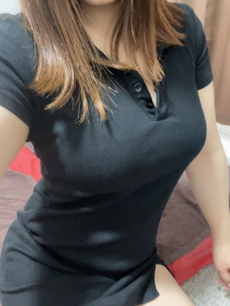 門　えりな