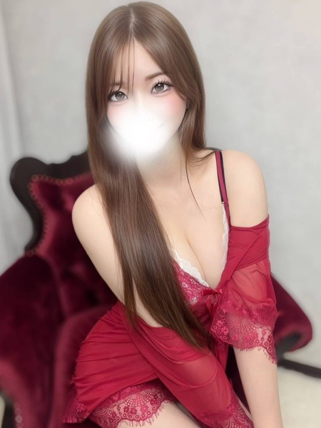 桃瀬なぎ
