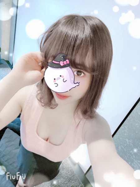 椿ひな