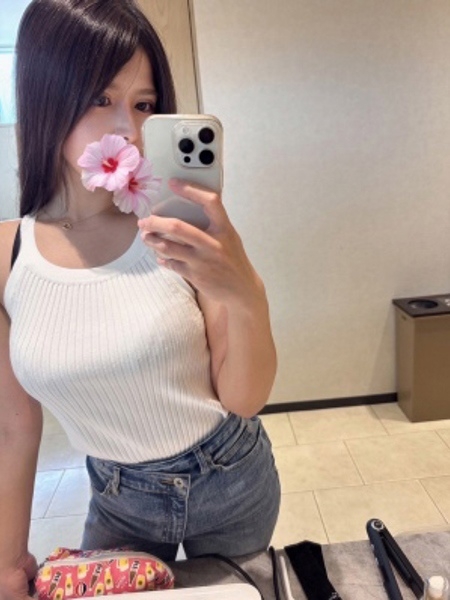 白咲えみ
