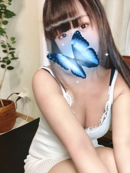 卯月ななせ